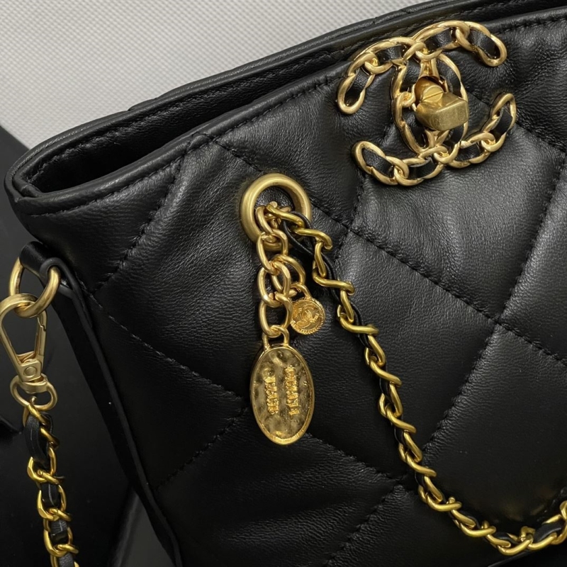 Ch**el bucket bags